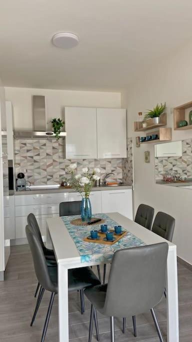 Atabey Appartamento Sul Mare Focene Exterior foto